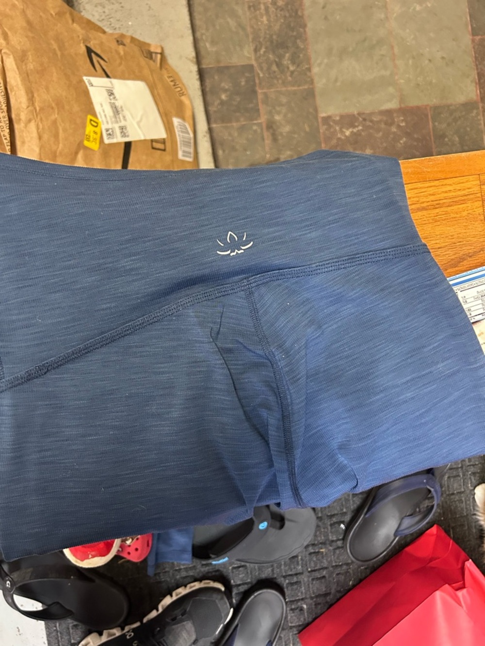 Beyond Yoga Charcoal Ribbed Leggings with Subtle Logo